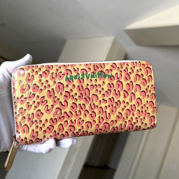 Auth Louis Vuitton Wallet EUC - Picture 3 of 14